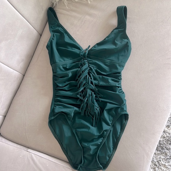 KARLA COLLETTO Other - KARLA COLLETTO Fresco Fringe v-neck One-piece in Spruce Green color size 6